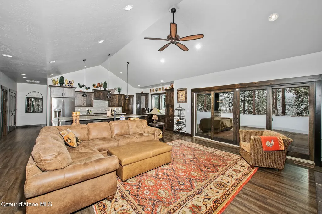 11352 N Enchantment Lane Hayden ID 83835
