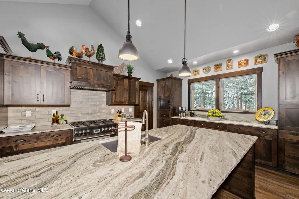 11352 N Enchantment Lane Hayden ID 83835