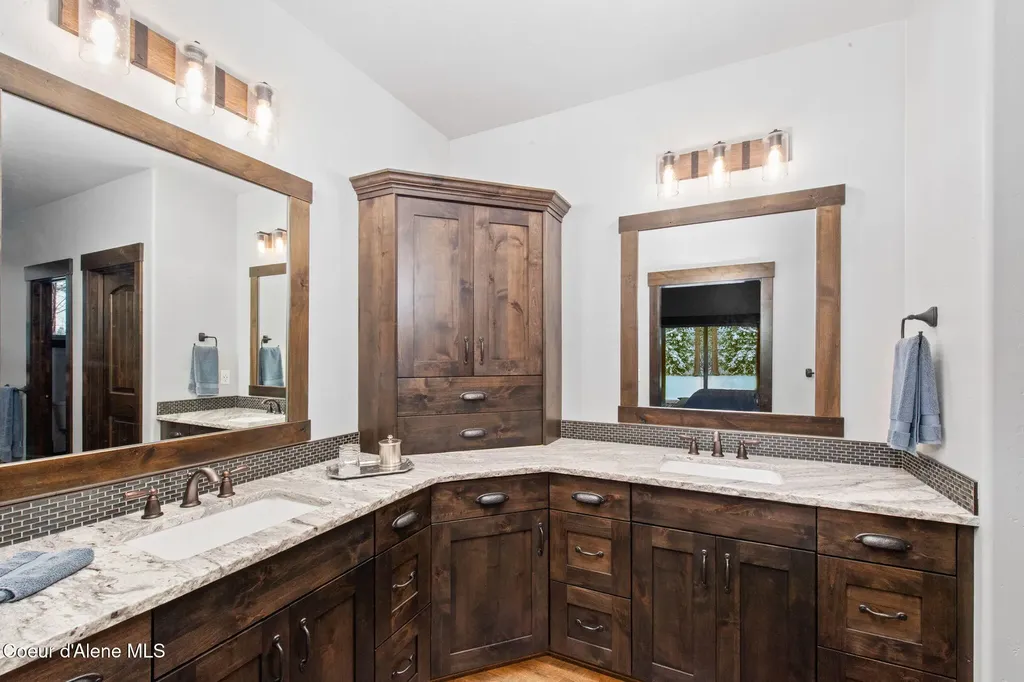 11352 N Enchantment Lane Hayden ID 83835