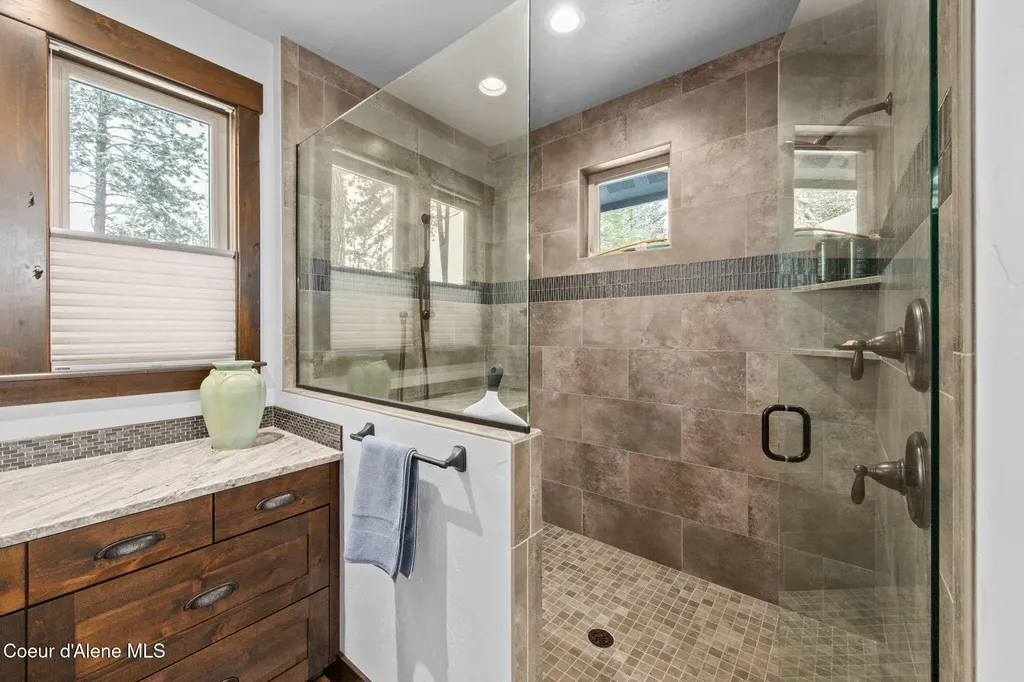 11352 N Enchantment Lane Hayden ID 83835