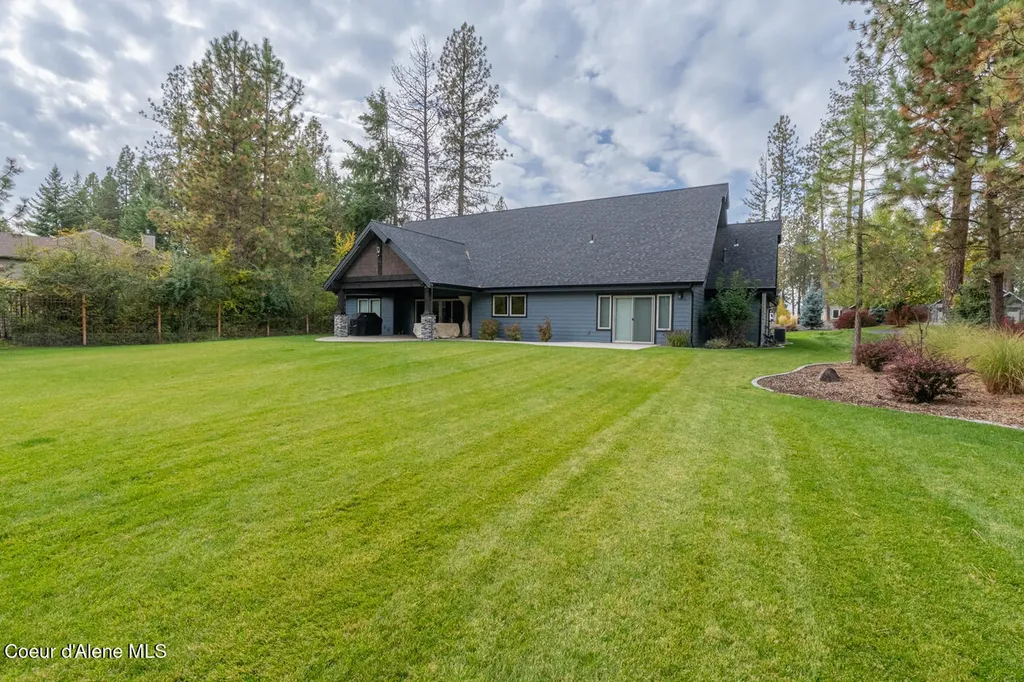 11352 N Enchantment Lane Hayden ID 83835