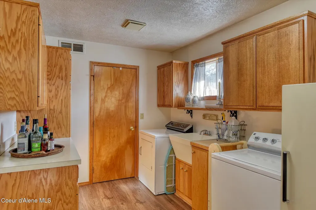 654 E Maple Place Hayden ID 83835