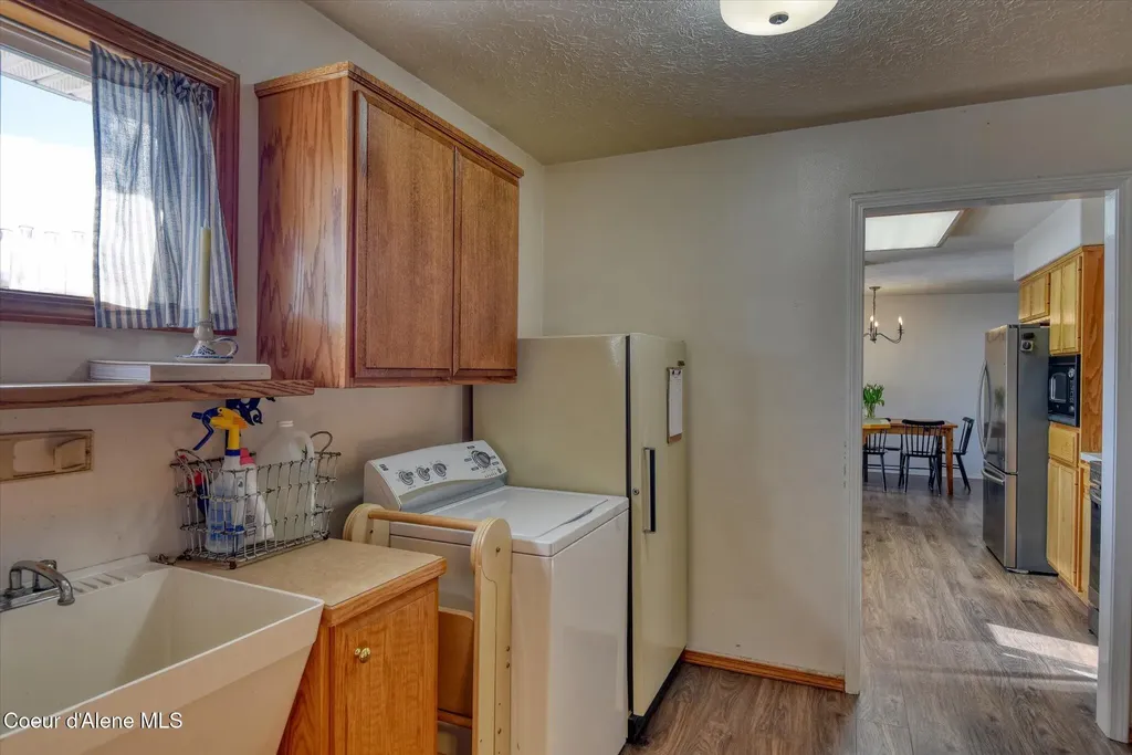 654 E Maple Place Hayden ID 83835