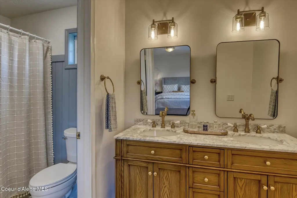 654 E Maple Place Hayden ID 83835
