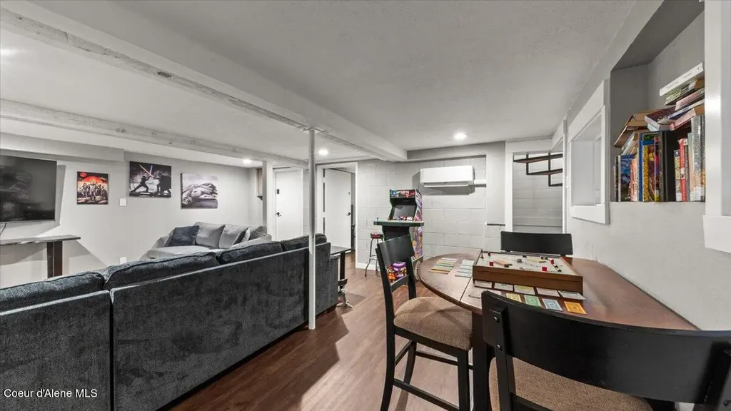 300 S Prospect Avenue Harrison ID 83833