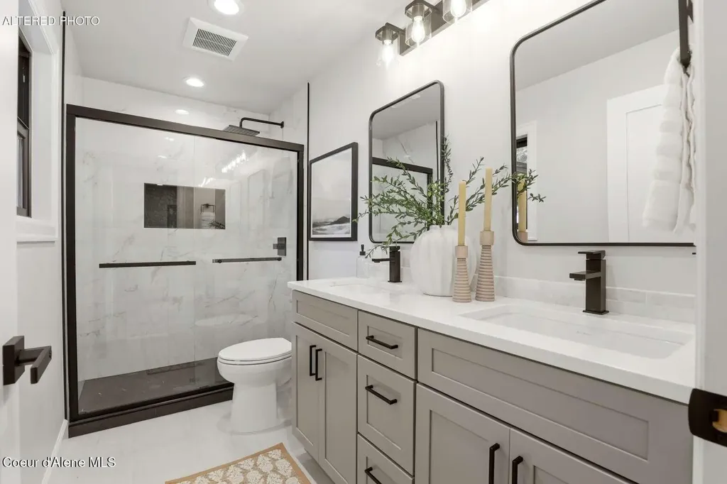 5815 N 17th Street Dalton Gardens ID 83815