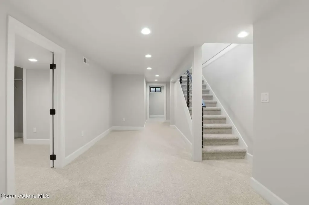 5815 N 17th Street Dalton Gardens ID 83815