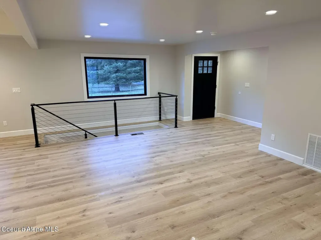 5815 N 17th Street Dalton Gardens ID 83815