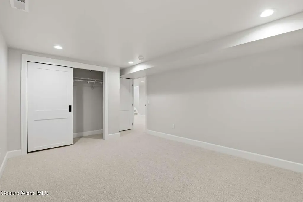 5815 N 17th Street Dalton Gardens ID 83815