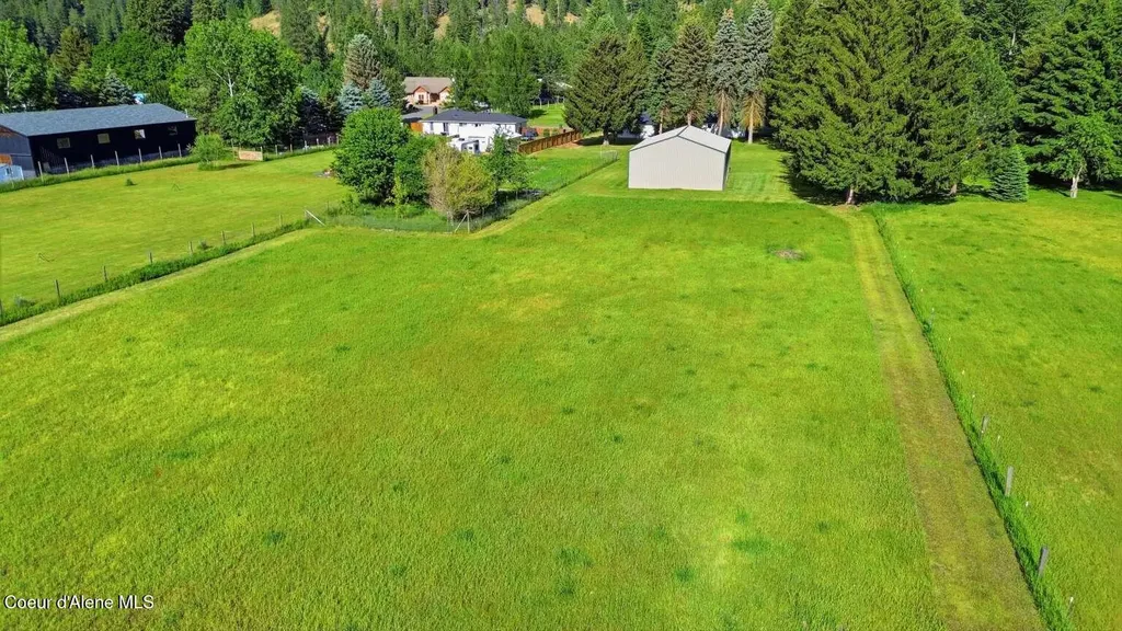 5815 N 17th Street Dalton Gardens ID 83815