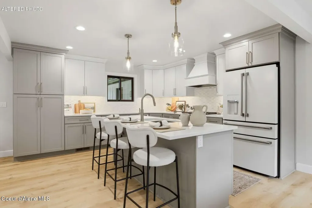 5815 N 17th Street Dalton Gardens ID 83815