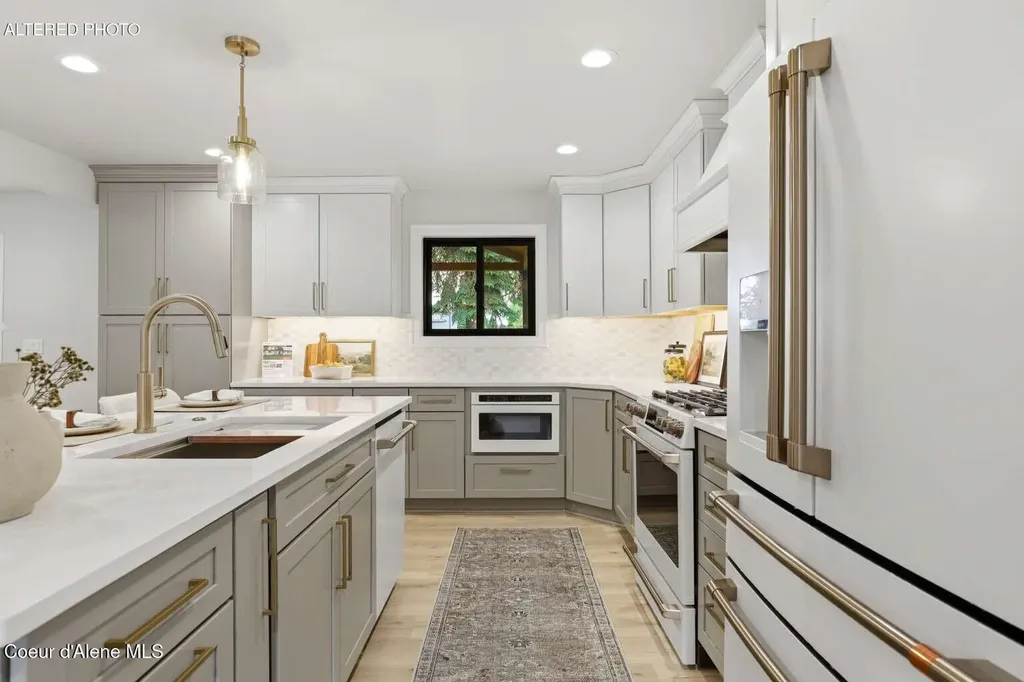 5815 N 17th Street Dalton Gardens ID 83815