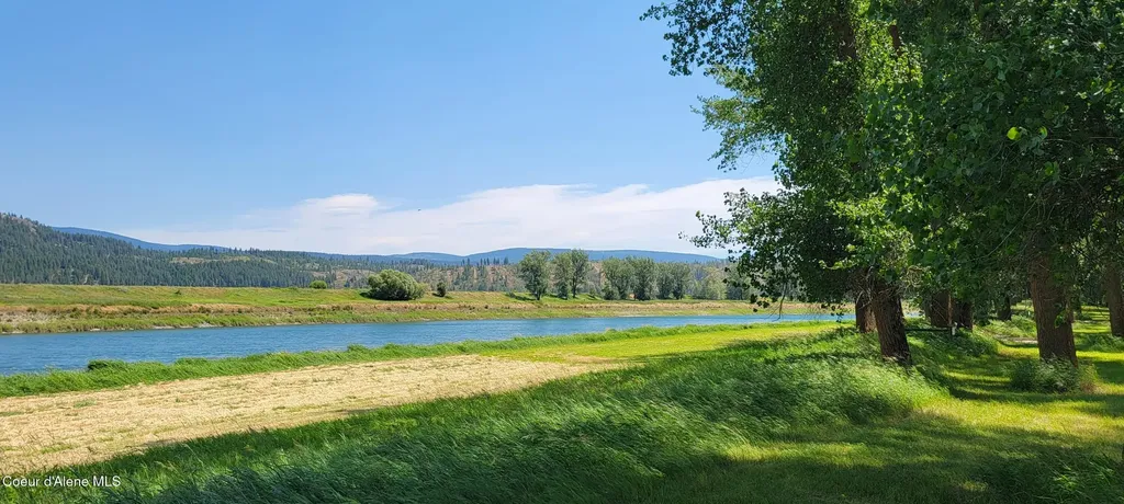 1168 Shire Lane Bonners Ferry ID 83805