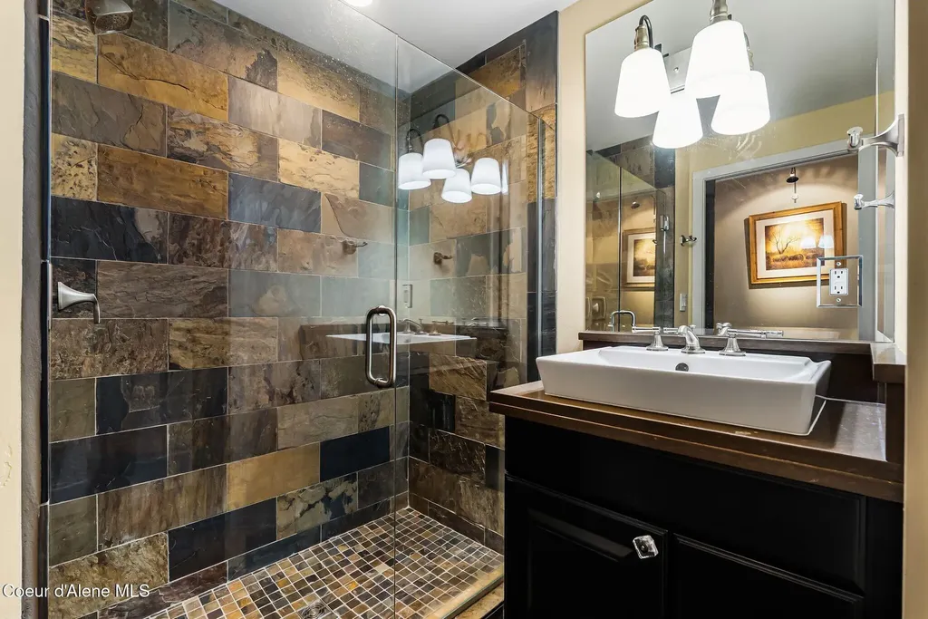91 Village Lane Sandpoint ID 83864