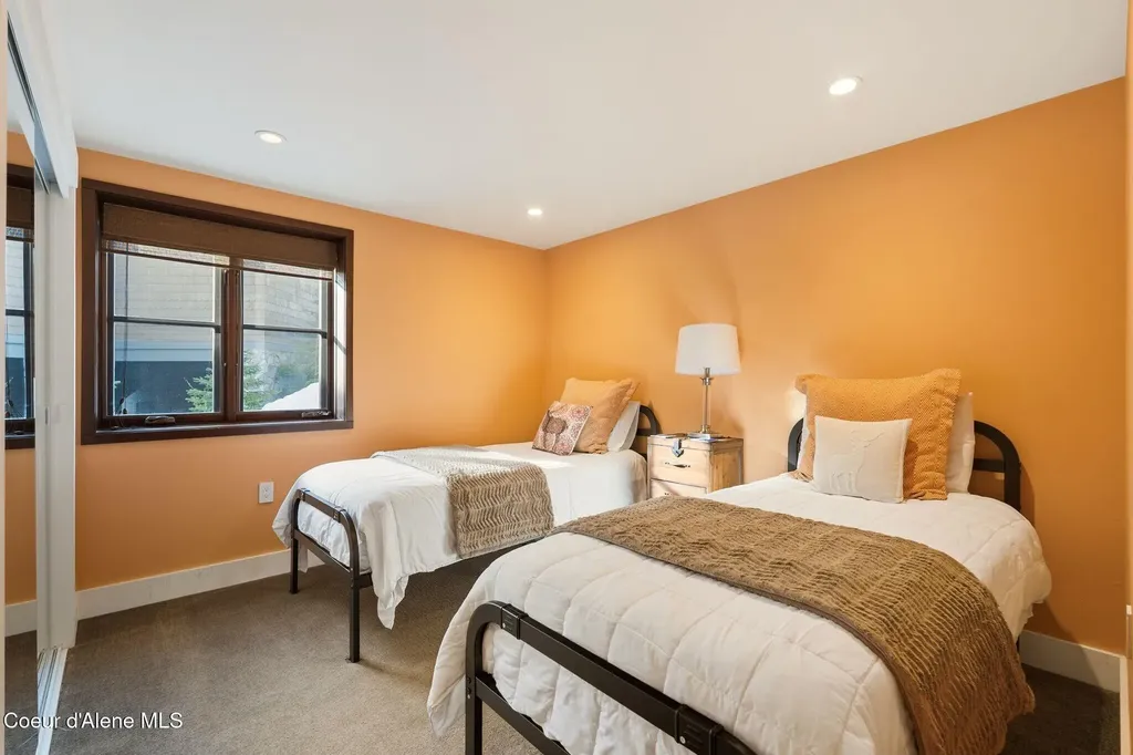 91 Village Lane Sandpoint ID 83864