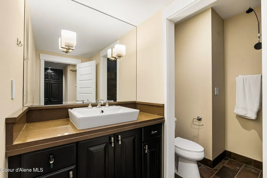 91 Village Lane Sandpoint ID 83864