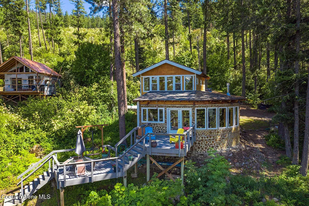 812 Pine Cove Road Bayview ID 83803
