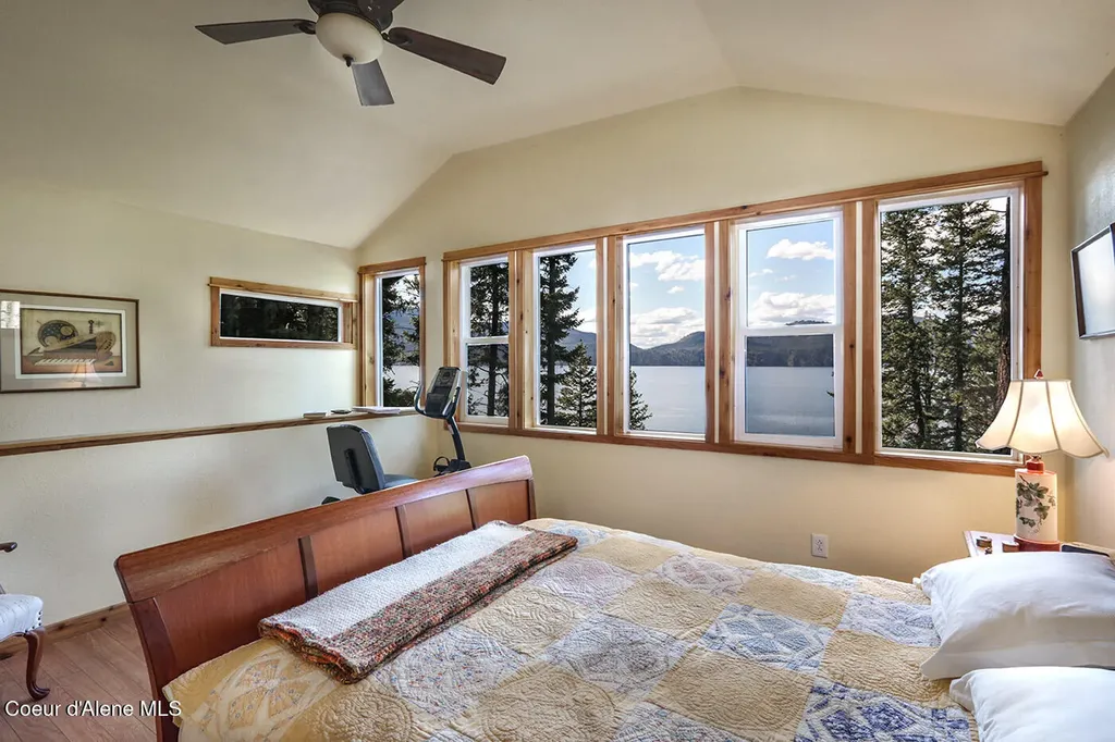 812 Pine Cove Road Bayview ID 83803