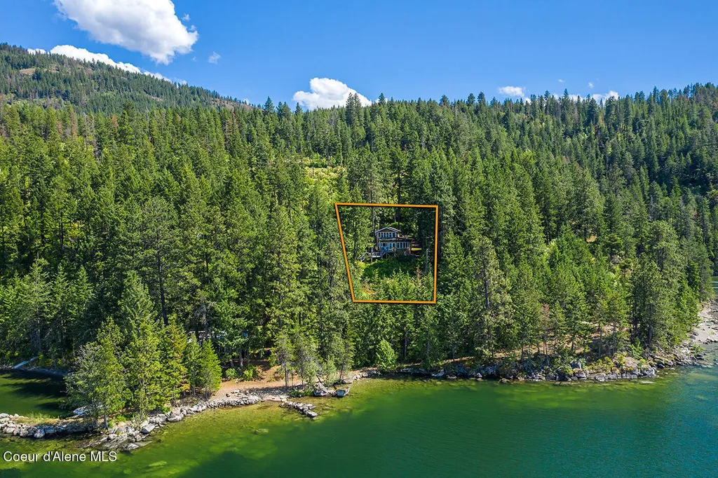 812 Pine Cove Road Bayview ID 83803