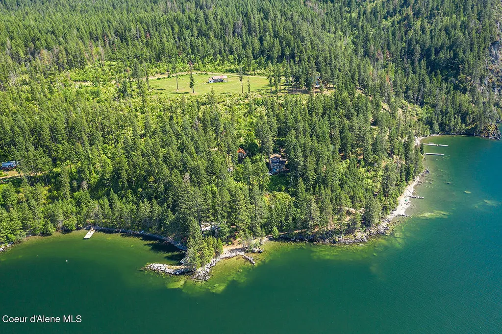 812 Pine Cove Road Bayview ID 83803