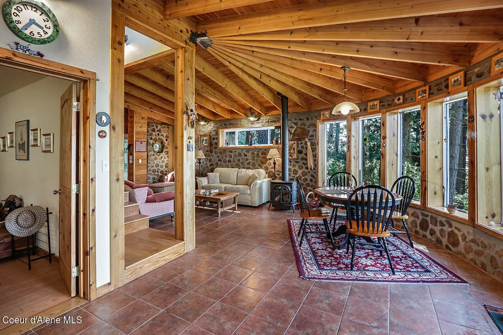 812 Pine Cove Road Bayview ID 83803