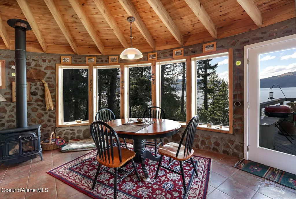 812 Pine Cove Road Bayview ID 83803