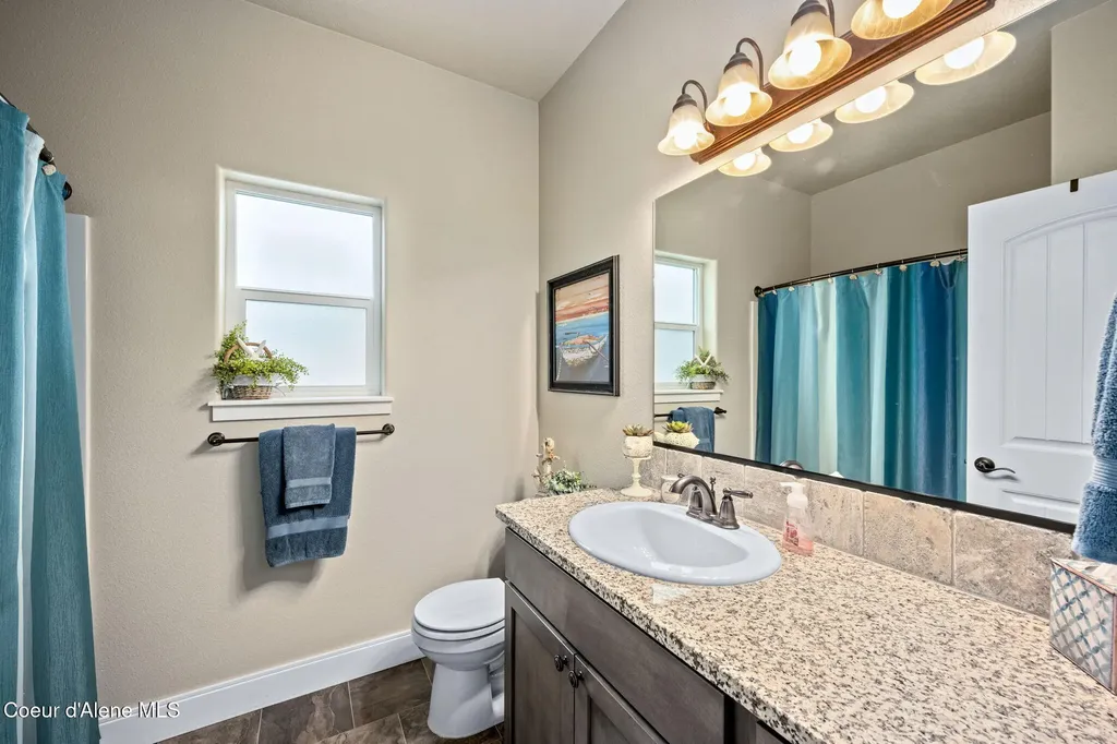 11418 N Emerald Drive Hayden ID 83835