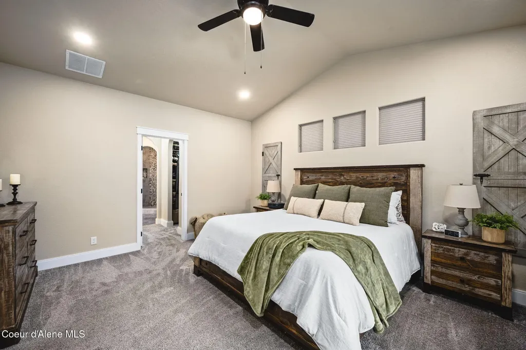 11418 N Emerald Drive Hayden ID 83835