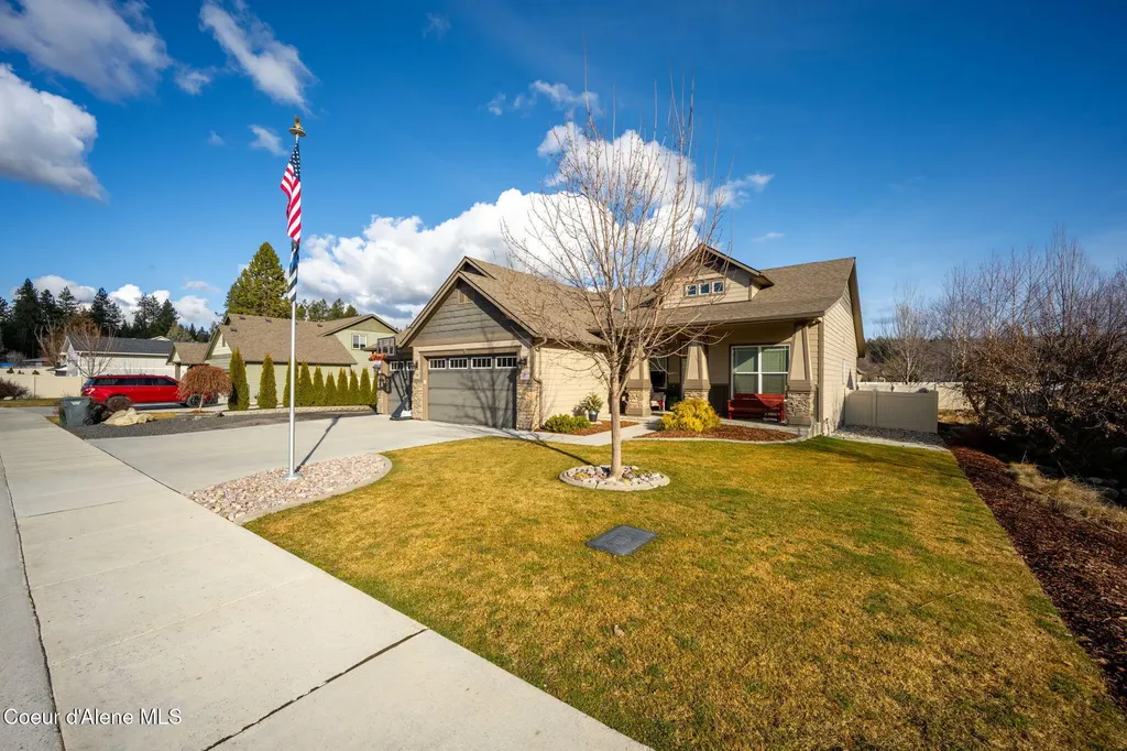 11418 N Emerald Drive Hayden ID 83835
