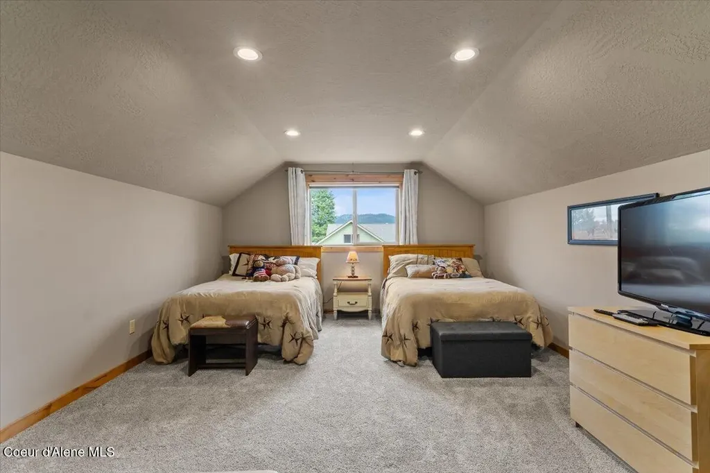 50 Bellflower Court Blanchard ID 83804