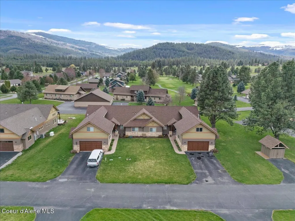 50 Bellflower Court Blanchard ID 83804