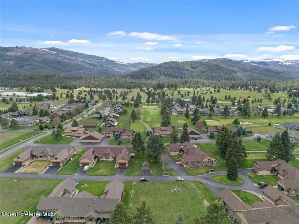 50 Bellflower Court Blanchard ID 83804