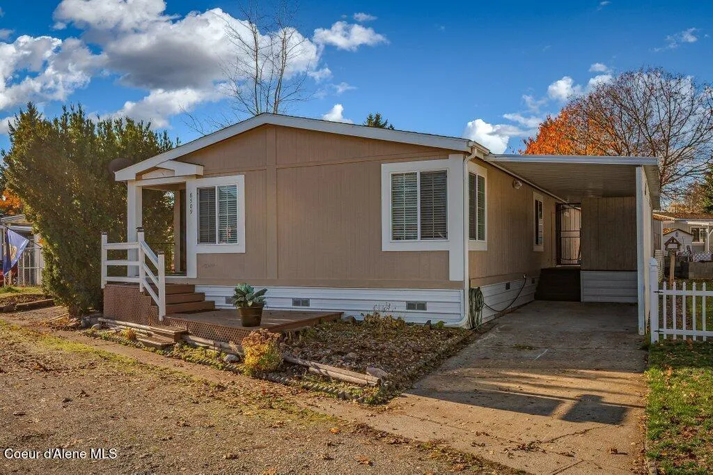 8509 N Sunny Lane Hayden ID 83835