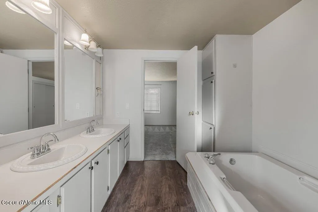 8509 N Sunny Lane Hayden ID 83835