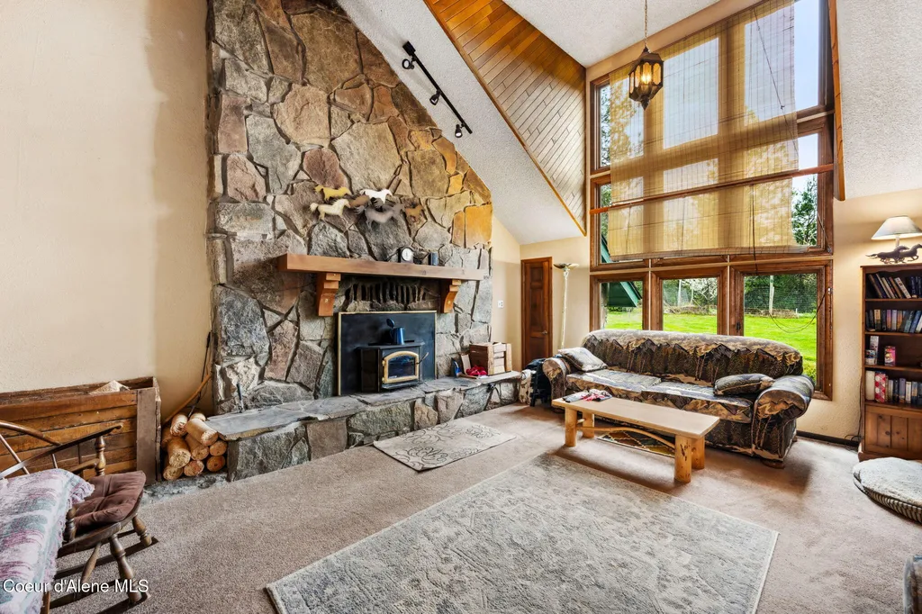 457619 Us-95 Careywood ID 83809