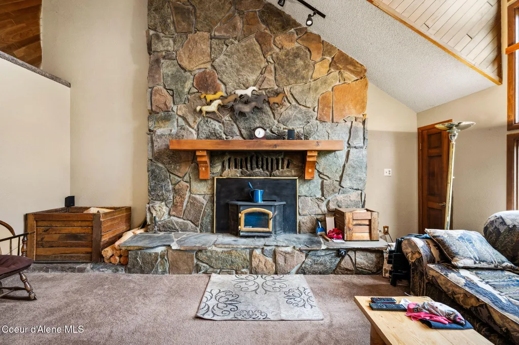 457619 Us-95 Careywood ID 83809