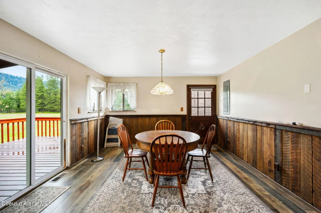 457619 Us-95 Careywood ID 83809