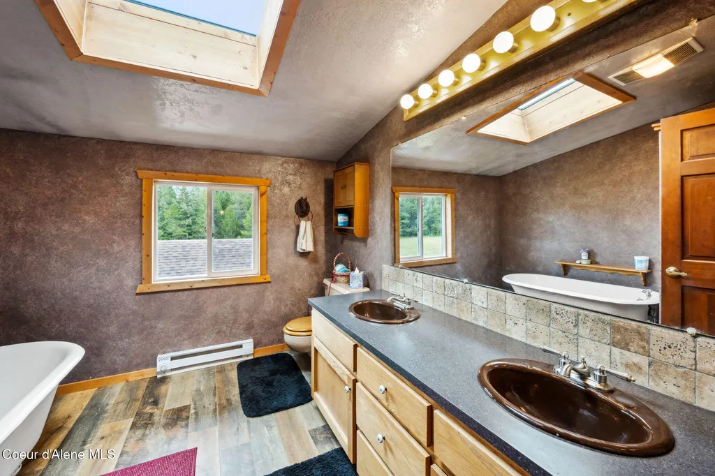 457619 Us-95 Careywood ID 83809