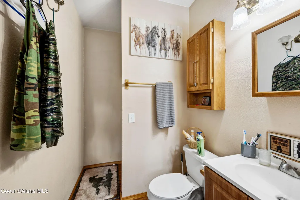 457619 Us-95 Careywood ID 83809