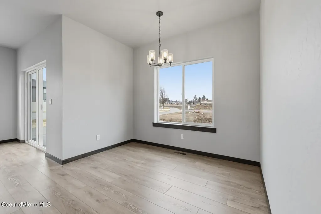 8429 N Snowflake Lane Hayden ID 83835