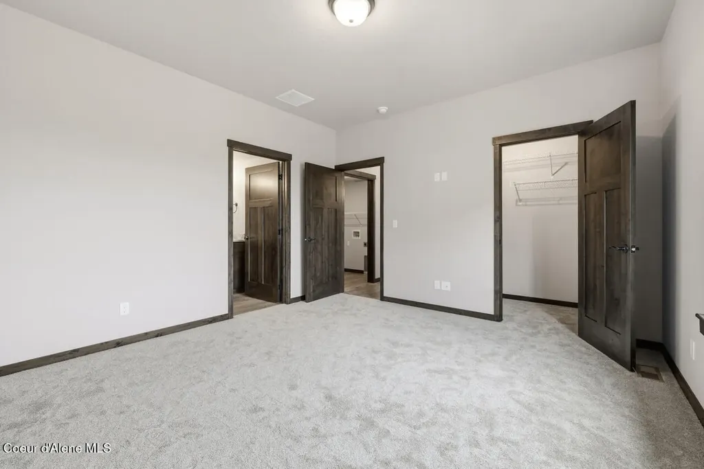 8429 N Snowflake Lane Hayden ID 83835