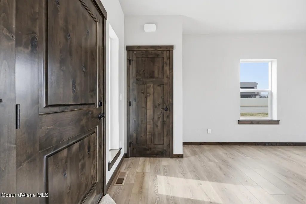 8429 N Snowflake Lane Hayden ID 83835