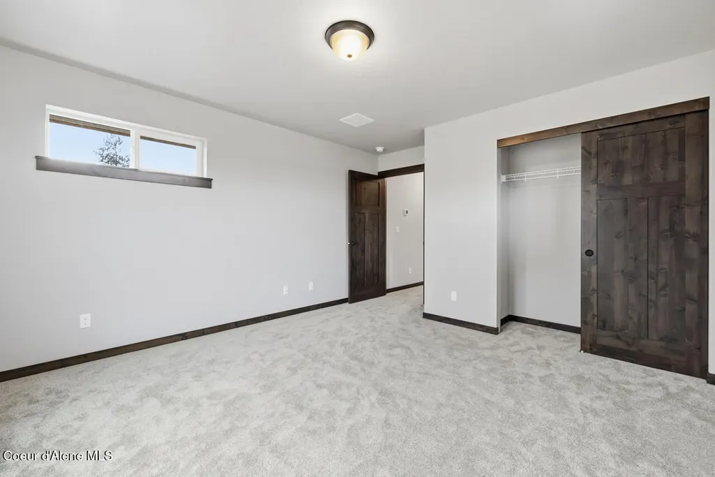 8429 N Snowflake Lane Hayden ID 83835