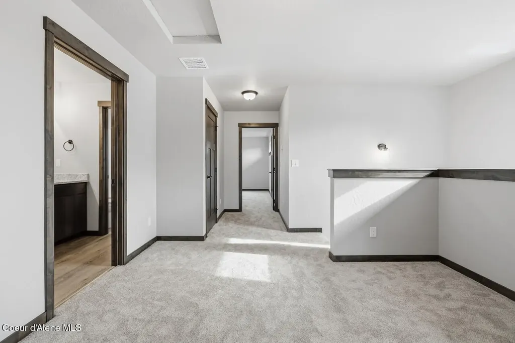 8429 N Snowflake Lane Hayden ID 83835