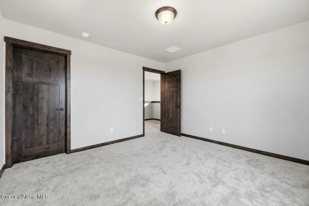 8429 N Snowflake Lane Hayden ID 83835