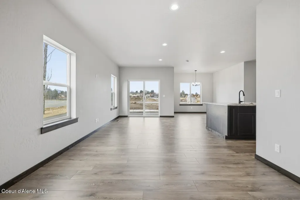 8429 N Snowflake Lane Hayden ID 83835
