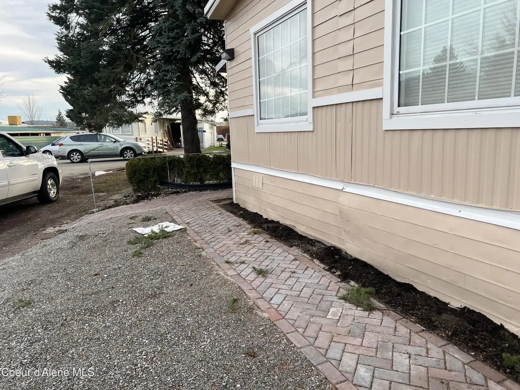 8459 N Sunny Lane Hayden ID 83835