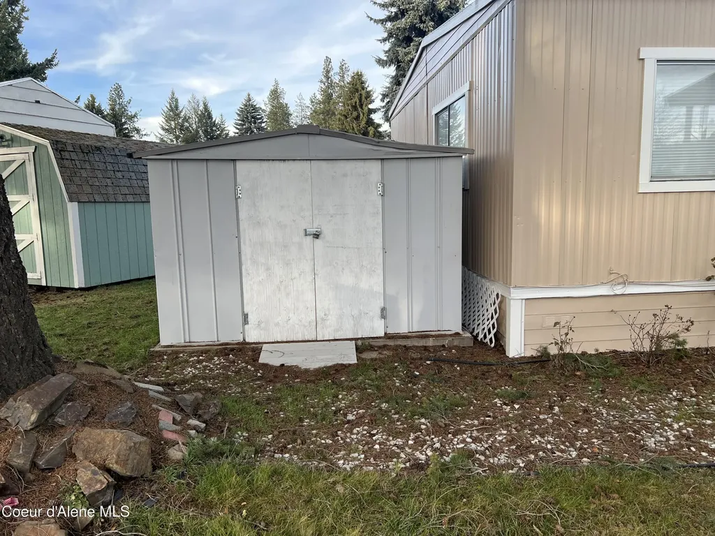8459 N Sunny Lane Hayden ID 83835