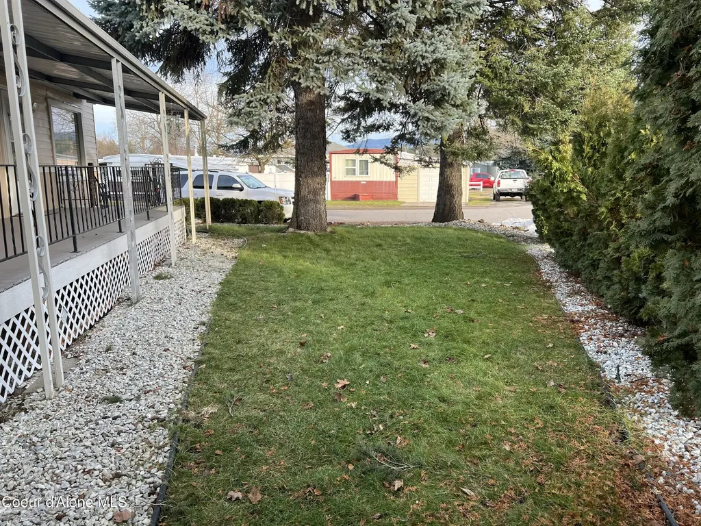8459 N Sunny Lane Hayden ID 83835
