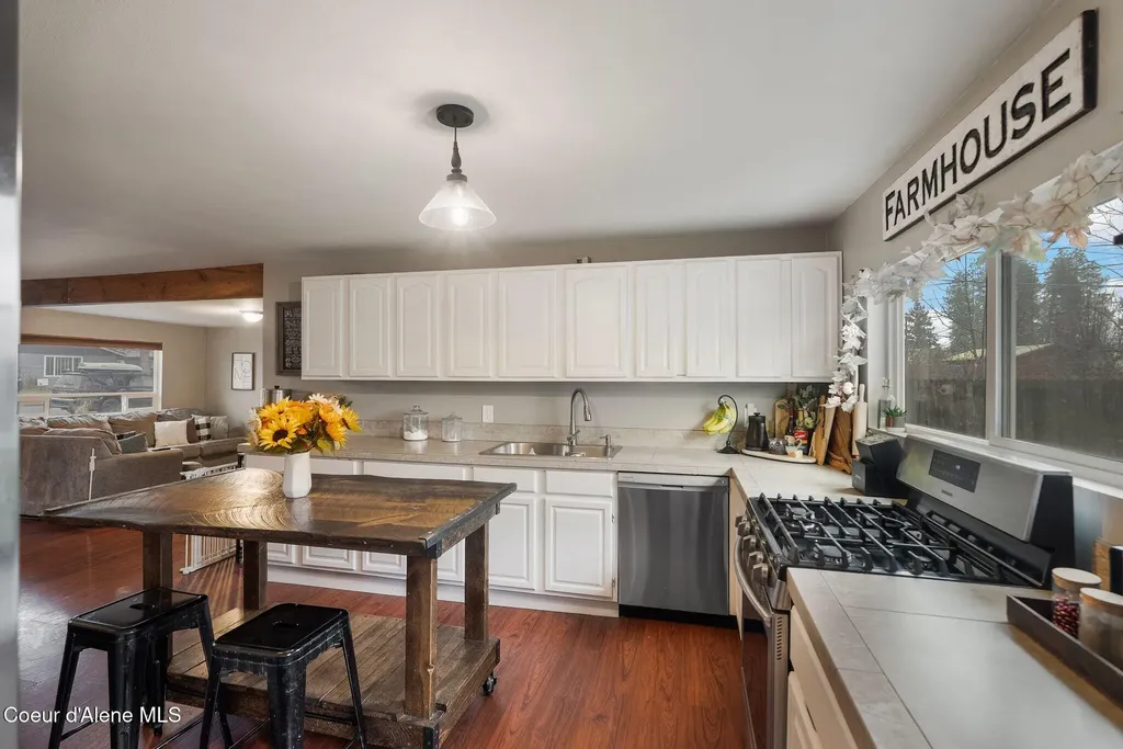 1215 Church Street Sandpoint ID 83864